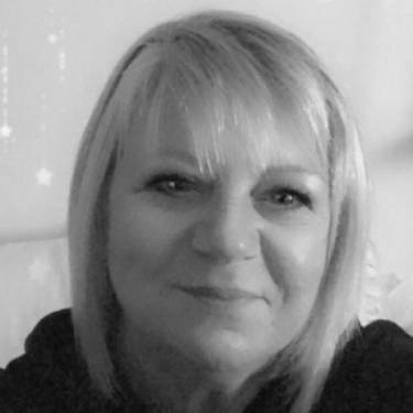 Lynda Dusty Daisy
